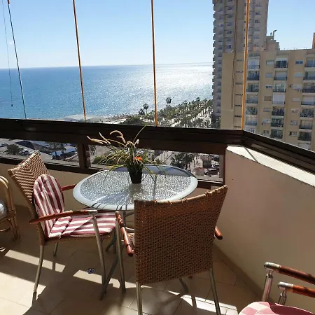 Apartamento Beach First Line * Fuengirola